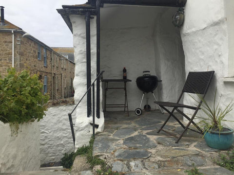 The Oldest House, St.Ives. Private parking for 2 cars.